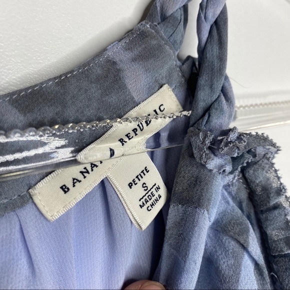 100% Silk Banana Republic Petite Top - Picture 4 of 9